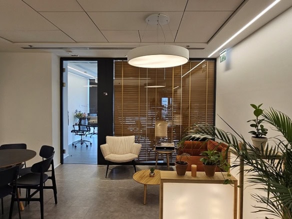 אזור הלאונג במשרד