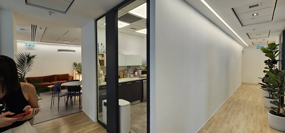 תמונה של שטח ציבורי של המשרד