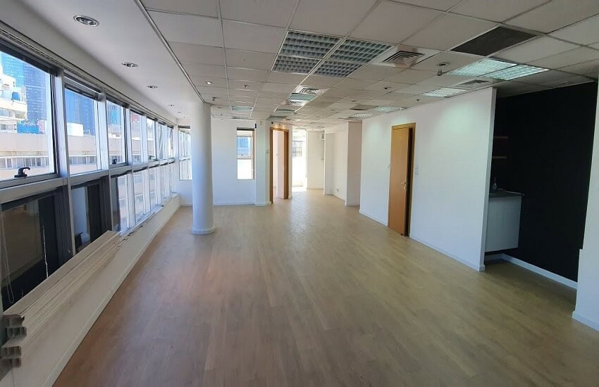 200 מ"ר להשכרה בבורסה