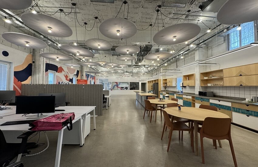 להשכרה משרד 330 מר צמוד למגדל לוינשטיין