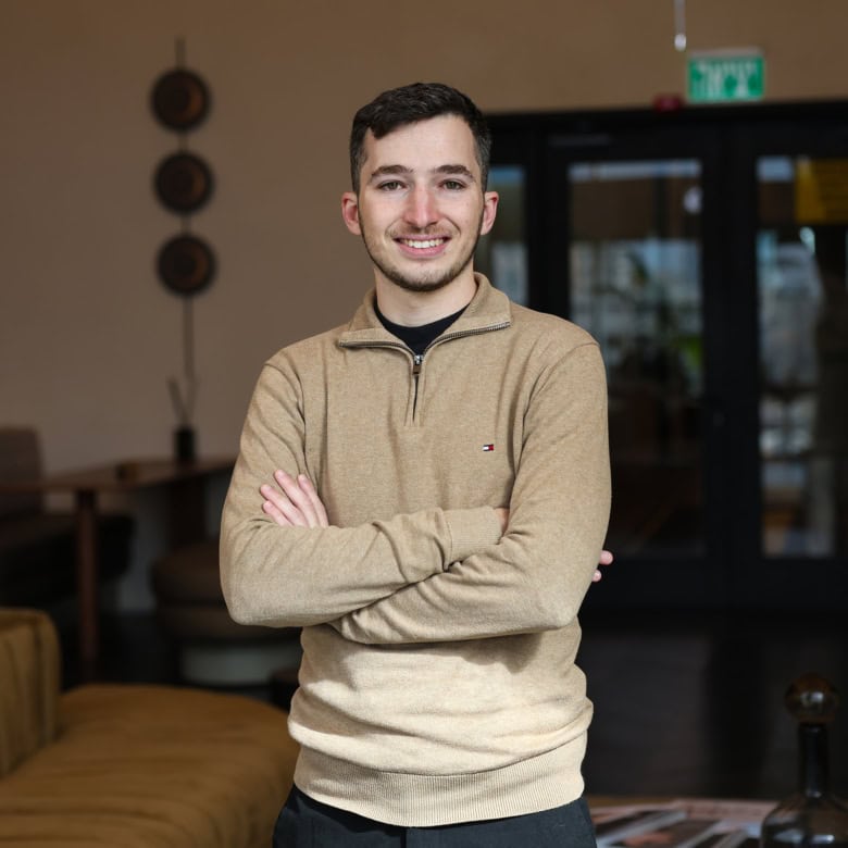 תומר אלעזר מתווך משרדים בבורסה רמת גן