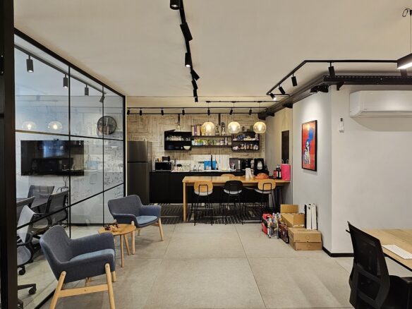 מטבחון וחדרים