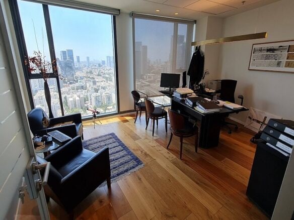 816 מ"ר להשכרה בבורסה