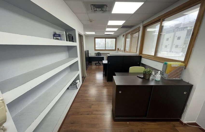 להשכרה משרד בגדול 50 מ