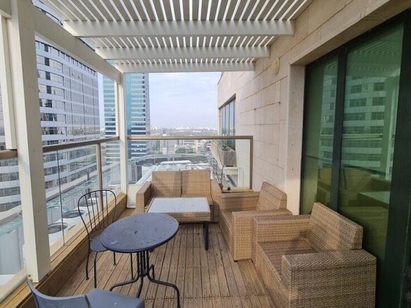 252 מ"ר להשכרה בבורסה