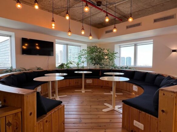 600 מ"ר להשכרה בבורסה