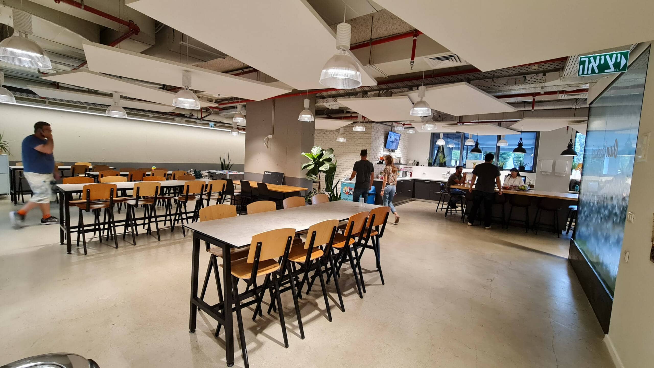 תמונה של אזור ההתכנסות והמטבח