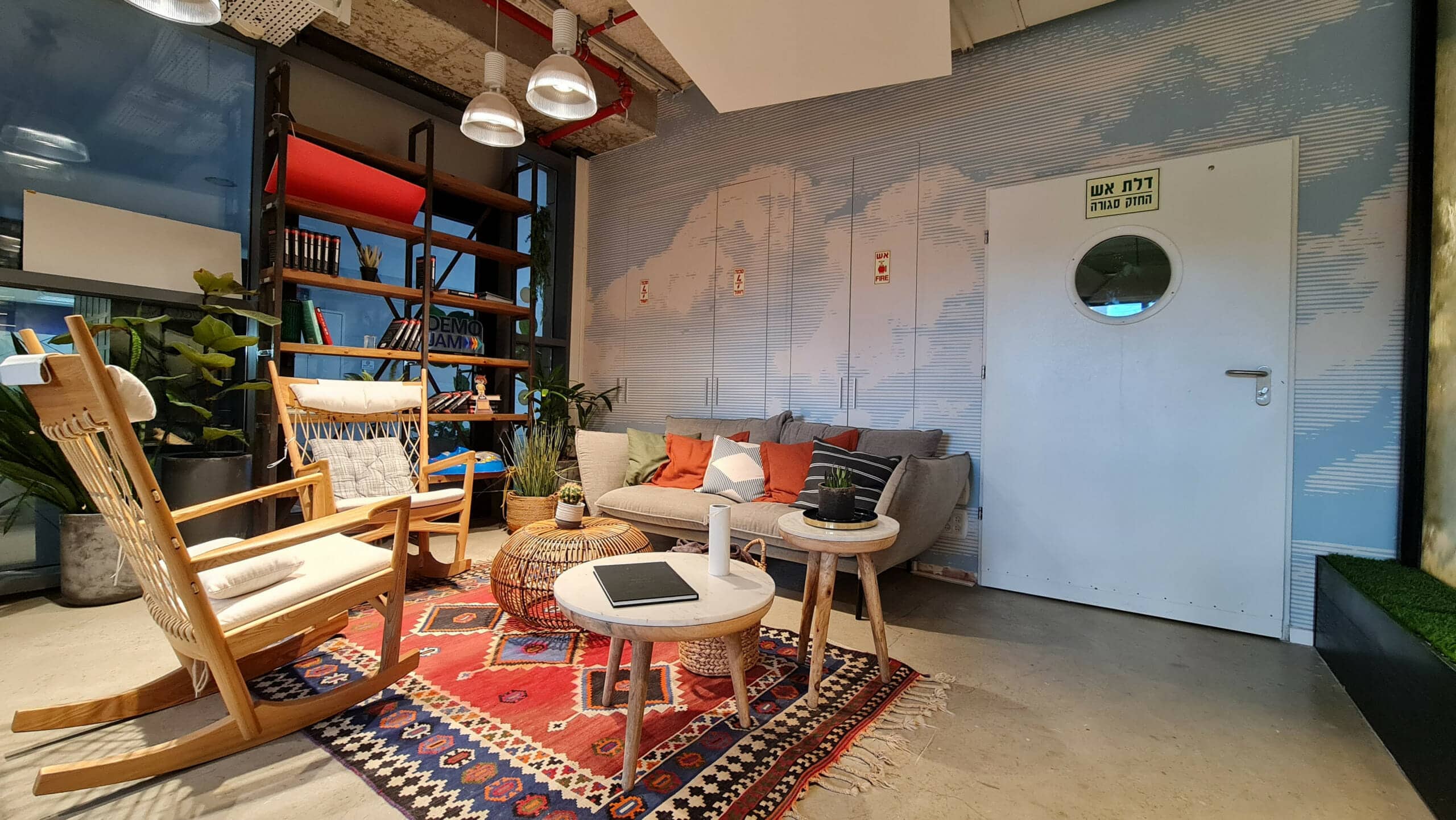 פינת ספת כניסה למשרדים