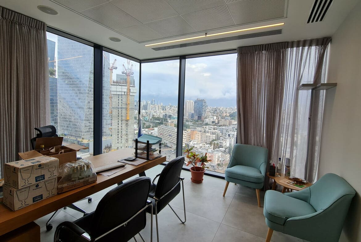 תמונה של הנוף מהמשרד