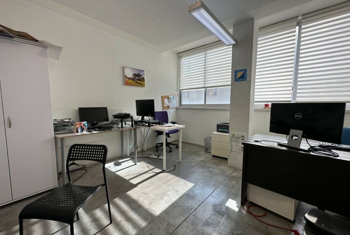 קבוצת עבודה במשרד