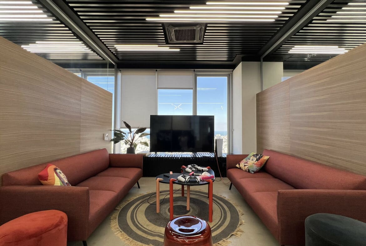 משרדים להשכרה בתל אהיה- לאונג'