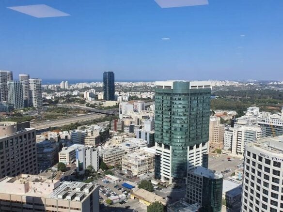 440 מ"ר להשכרה בבורסה