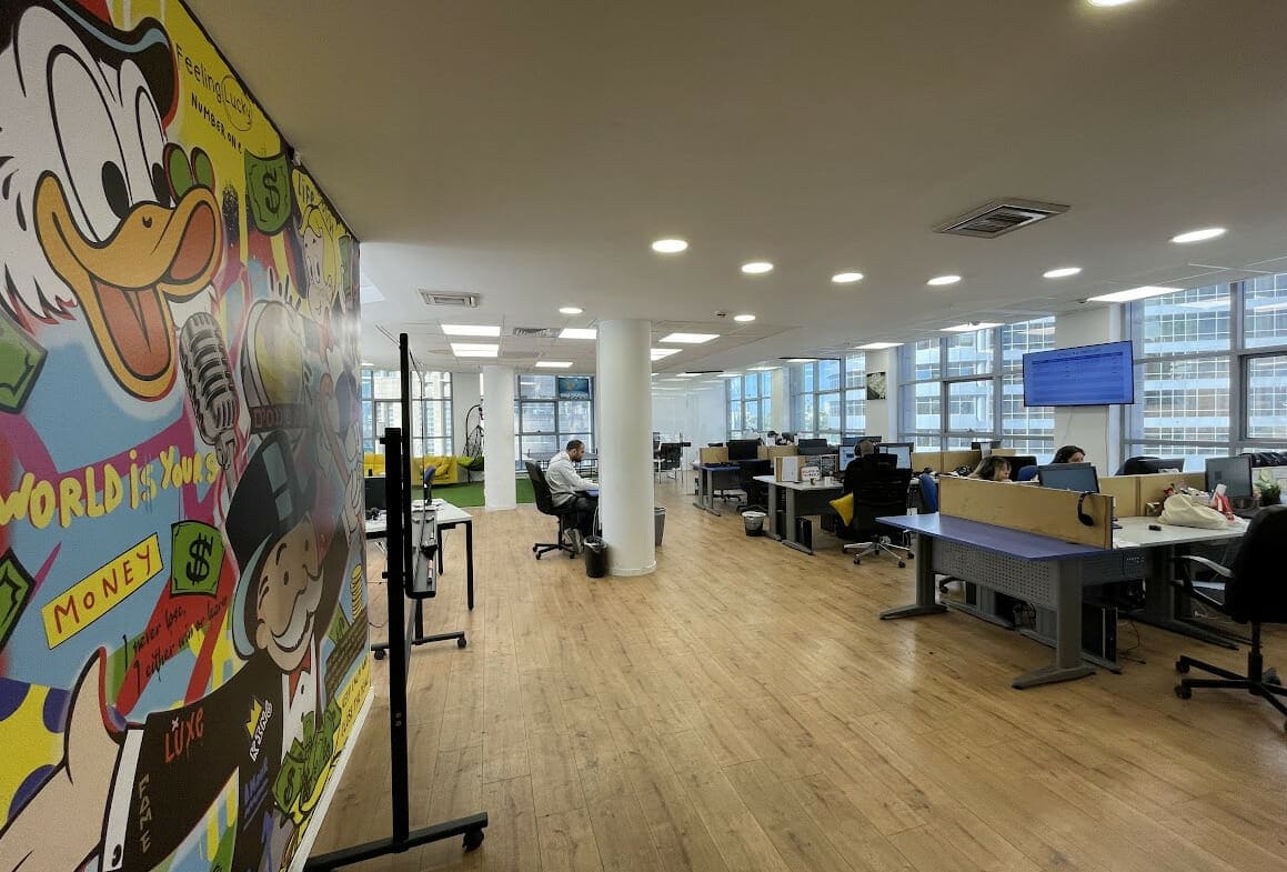 בתמונה רואים את האופן ספייס של המשרד