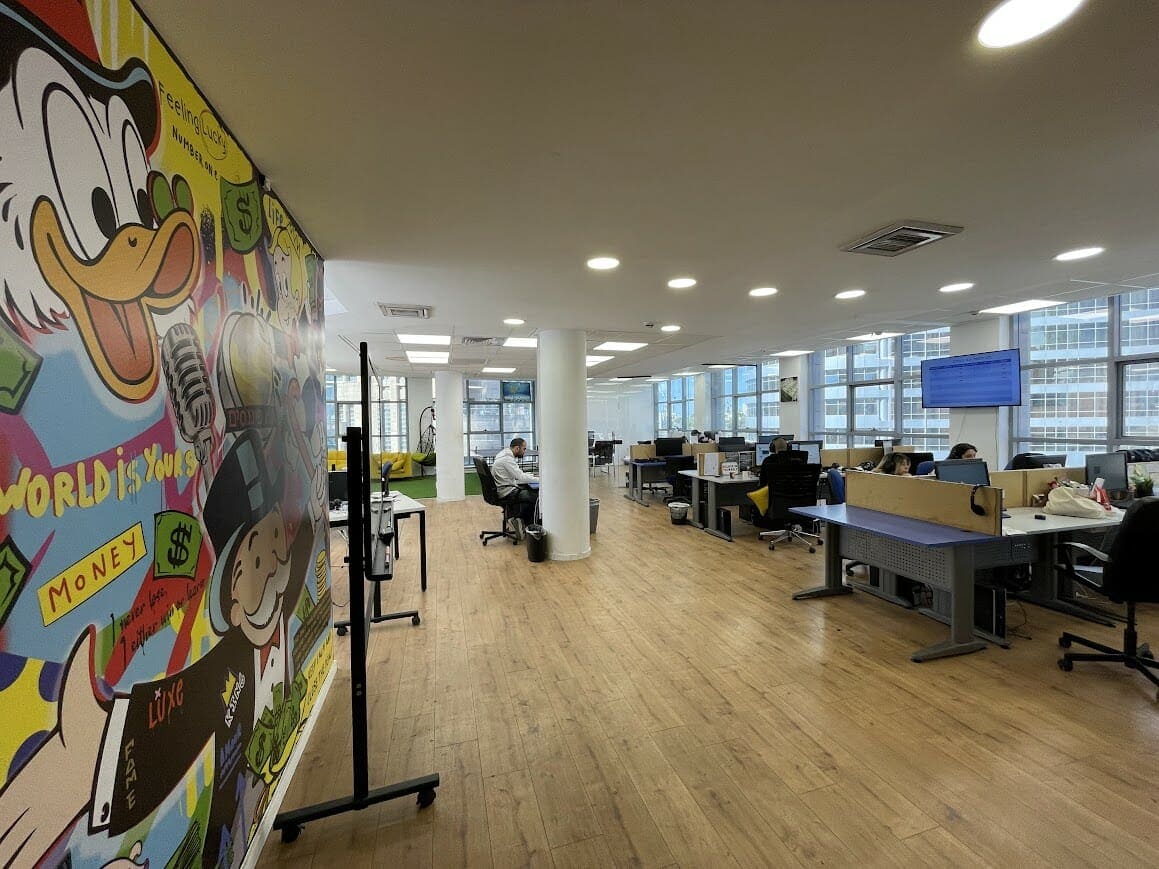 בתמונה רואים את האופן ספייס של המשרד