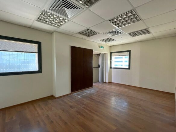 285 מ"ר להשכרה בבורסה