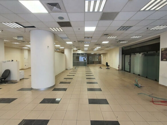 550 מ"ר להשכרה בבורסה