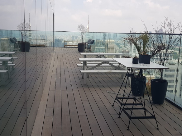 מרפסת פרטית בקומה גבוה