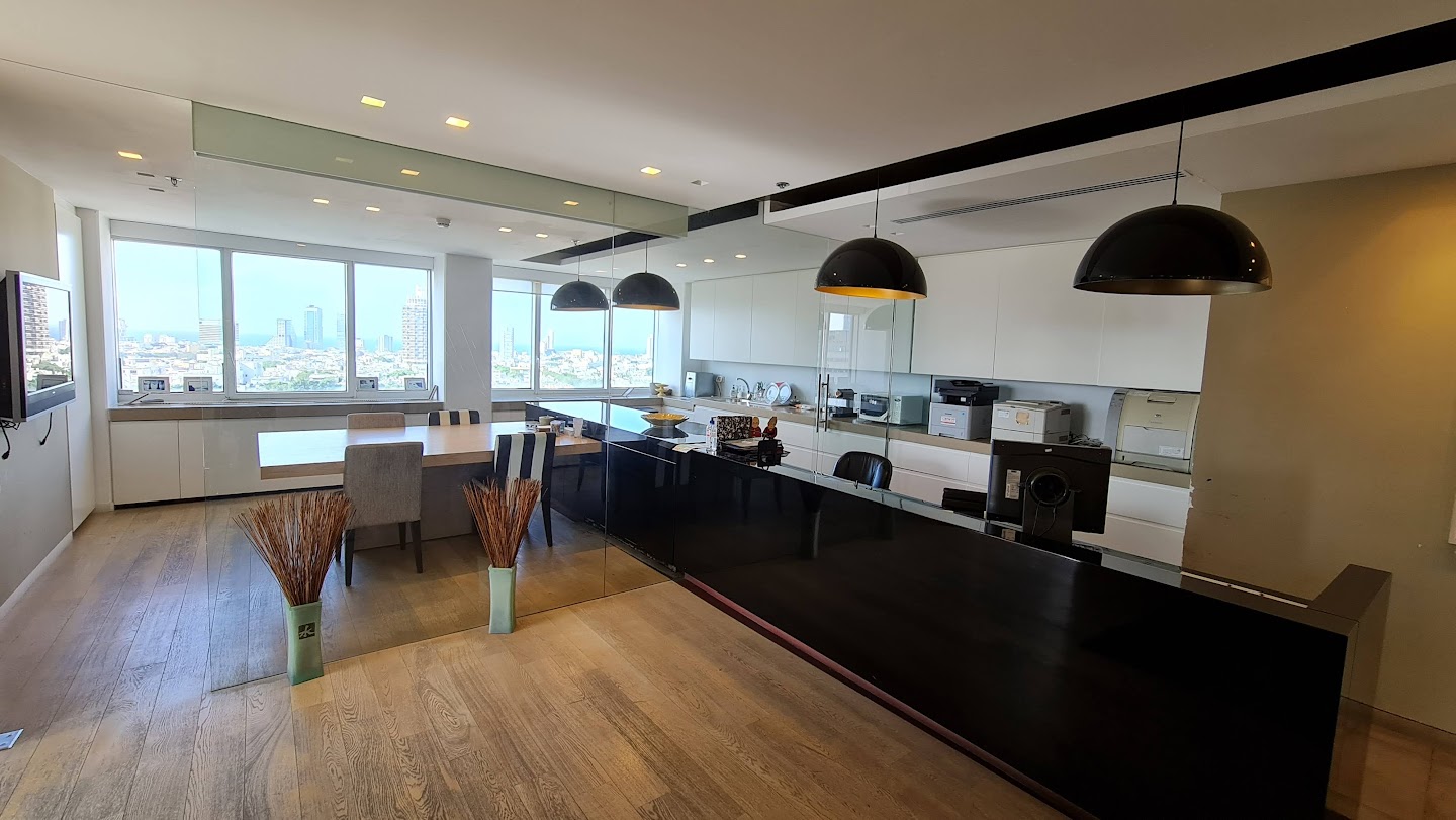 זווית נוספת של אופן ספייס במשרד