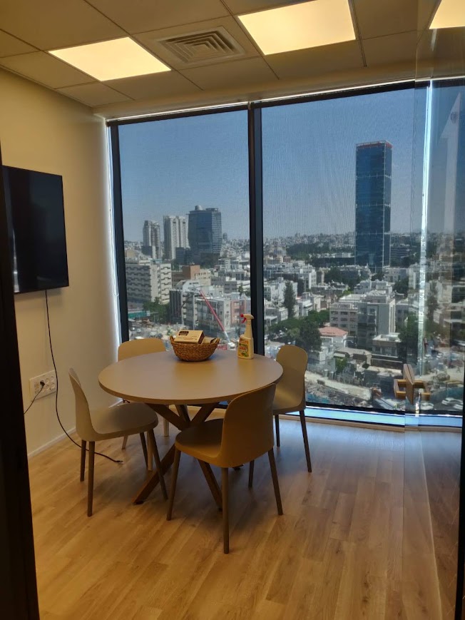 עוד חדר עבודה