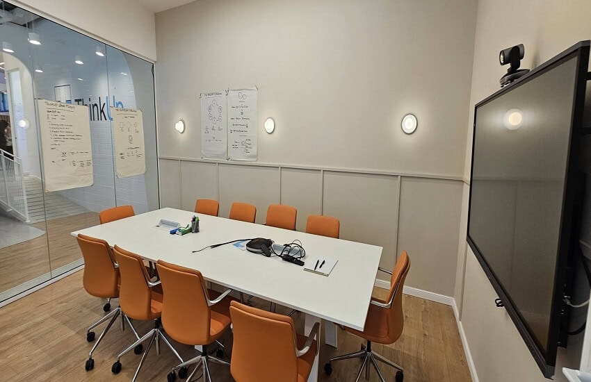 משרדים להשכרה בחסן ערפה 402 מר