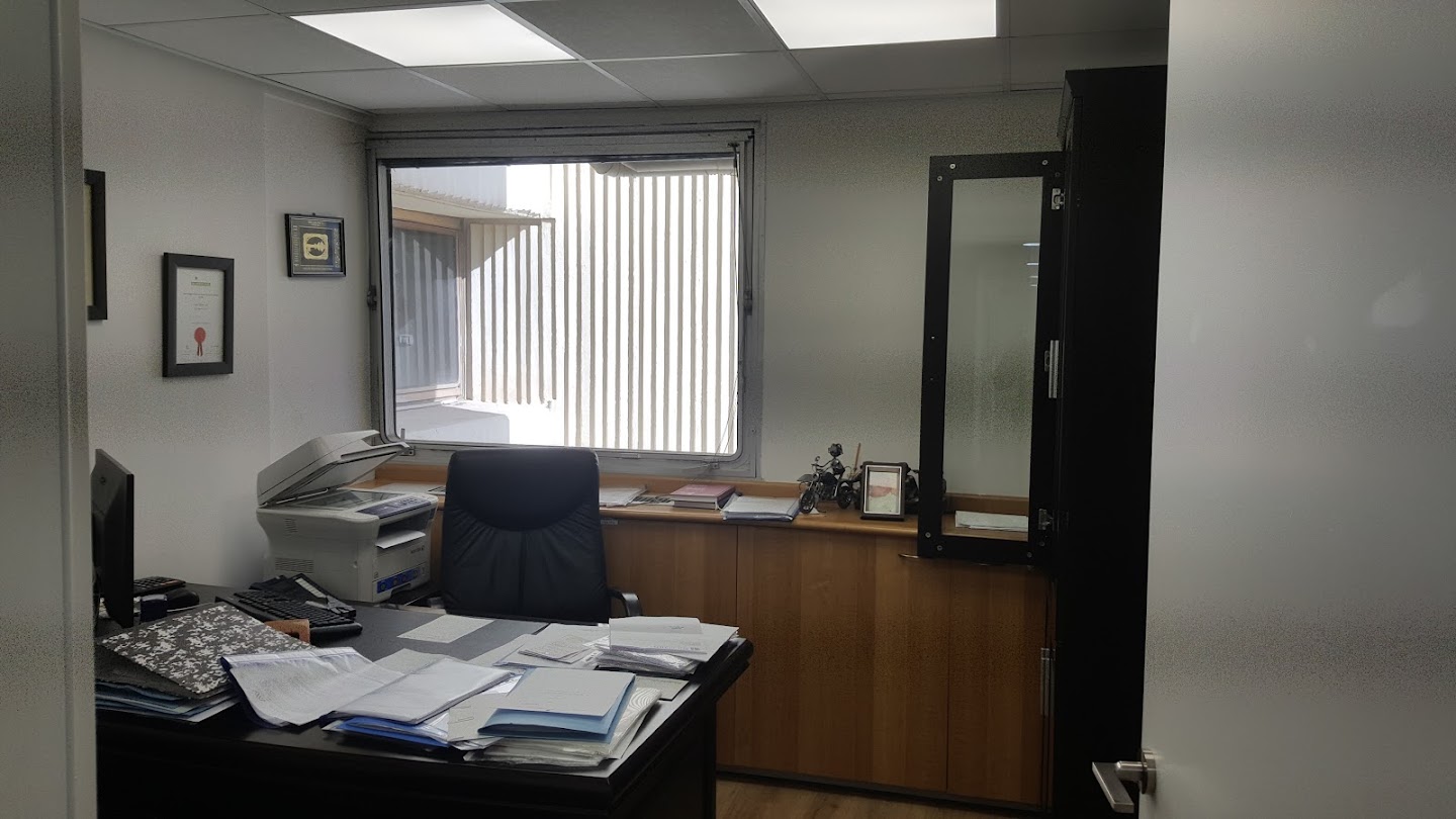 עוד חדר עבודה