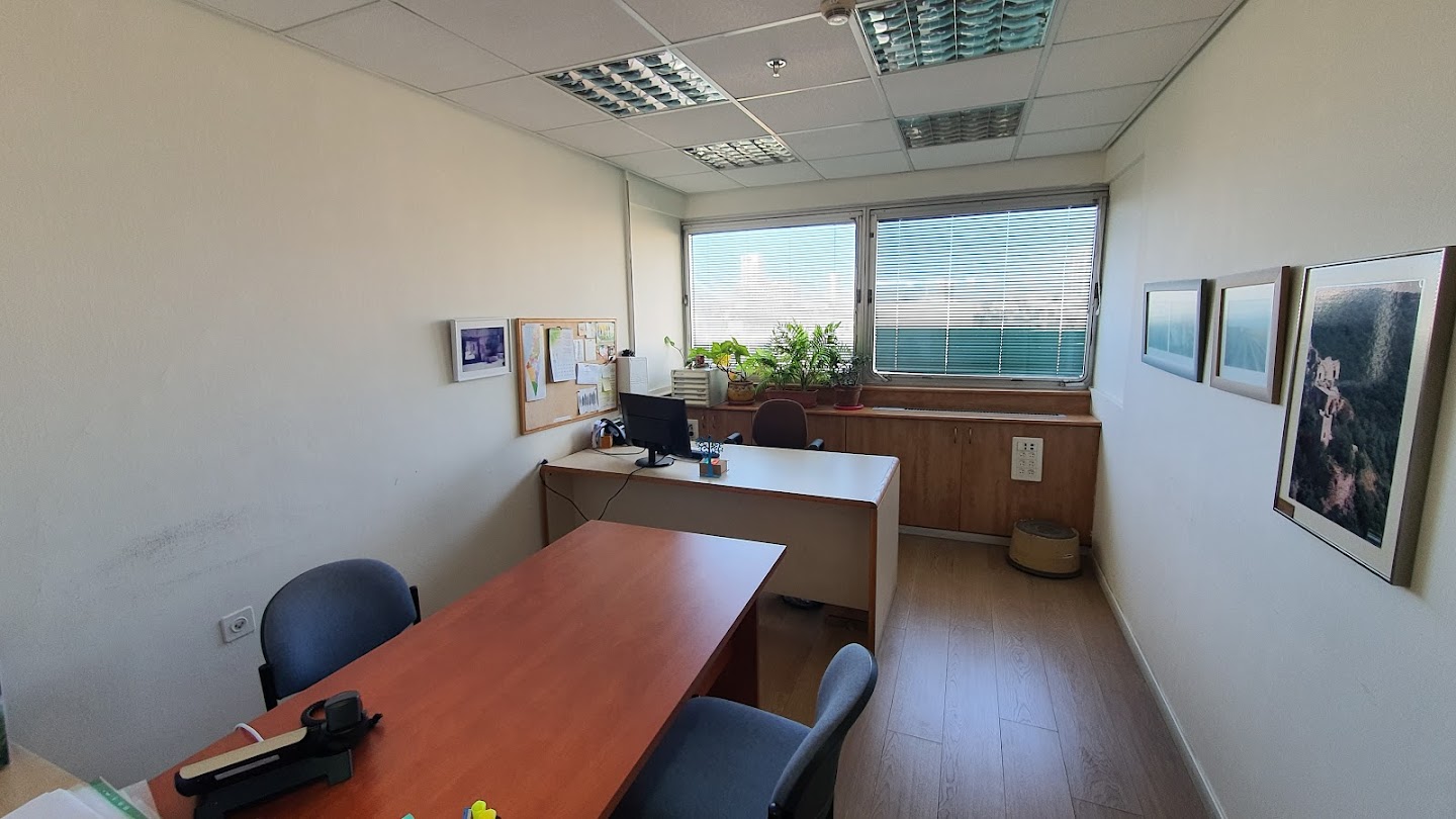 חדר עבודה במשרד