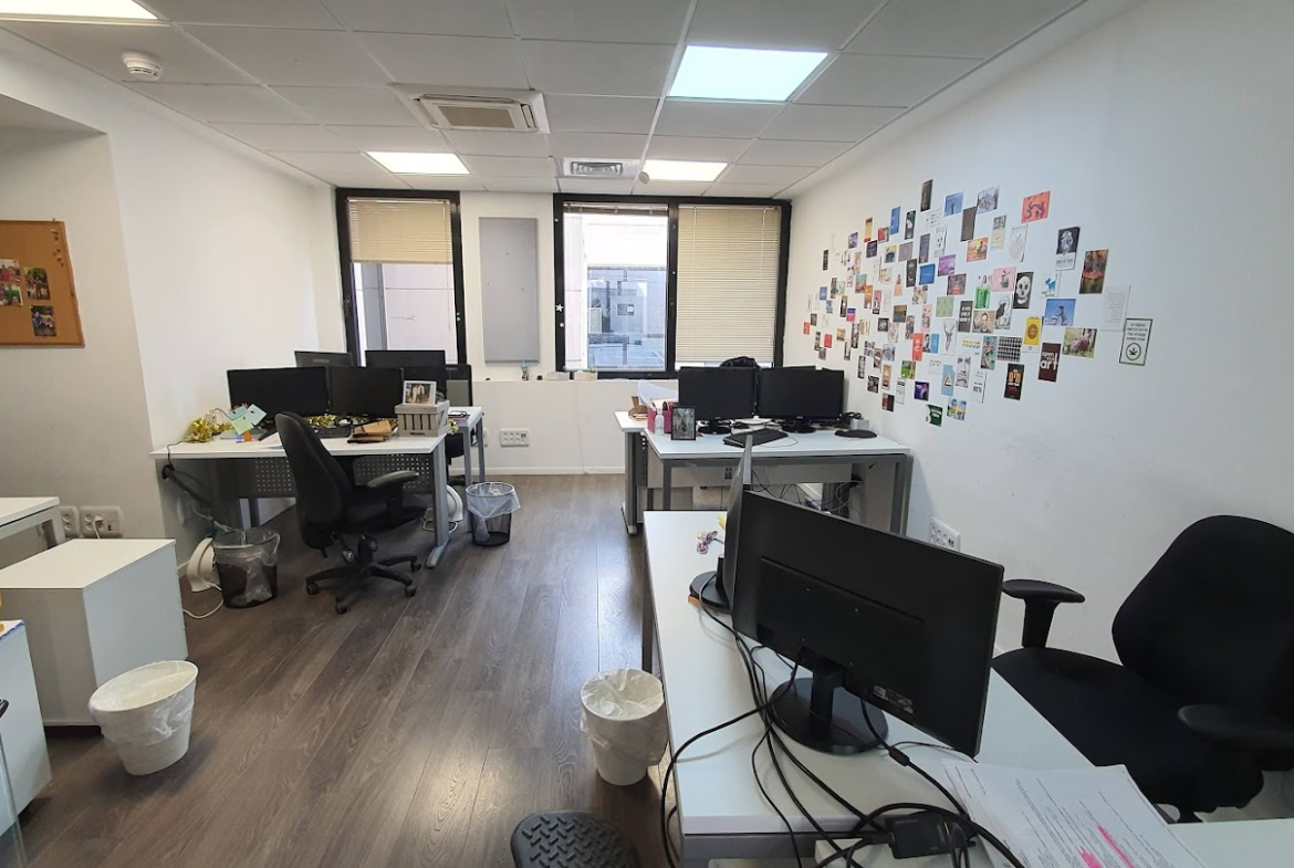 עוד חדר עבודה