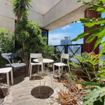 מרפסת פרטית