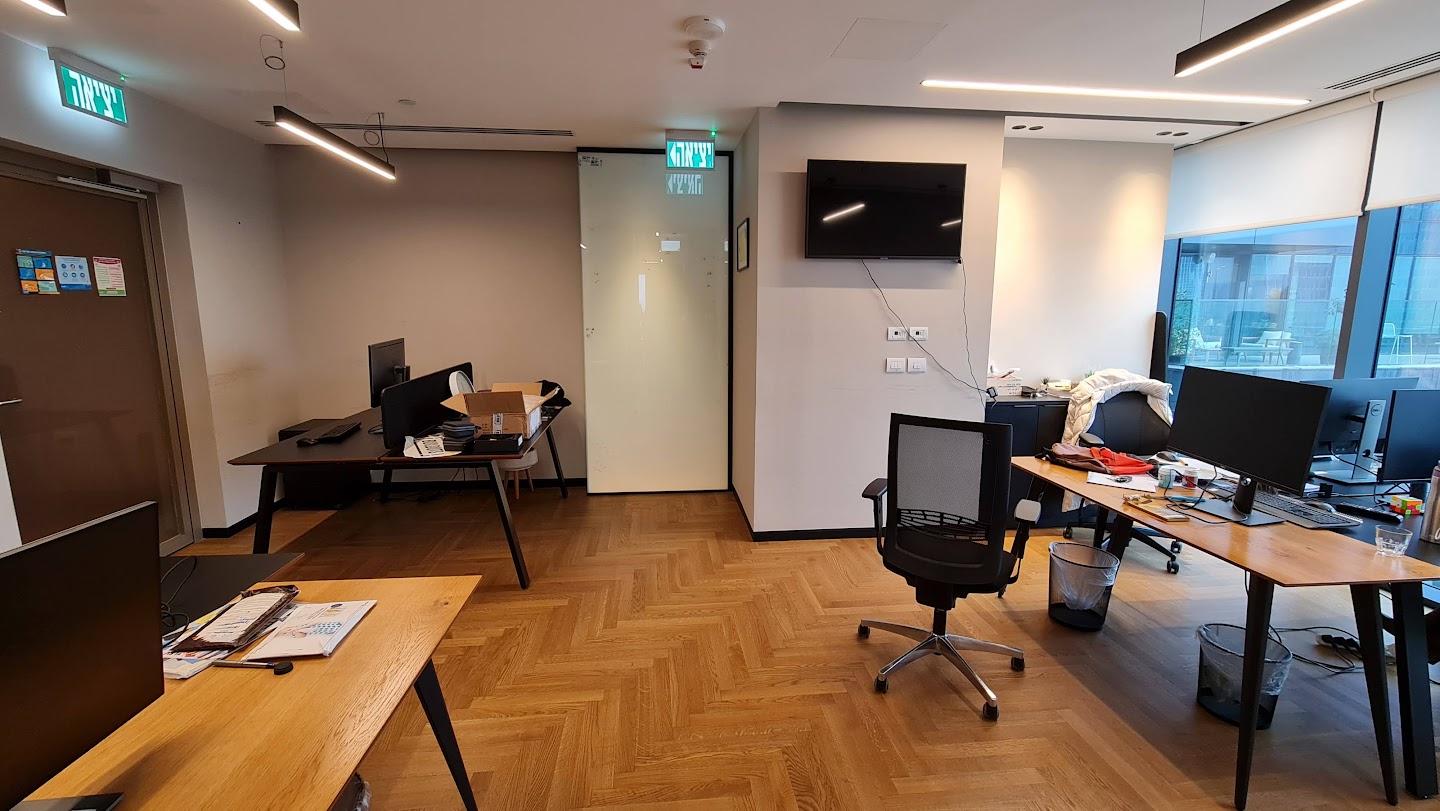 עוד חדר עבודה