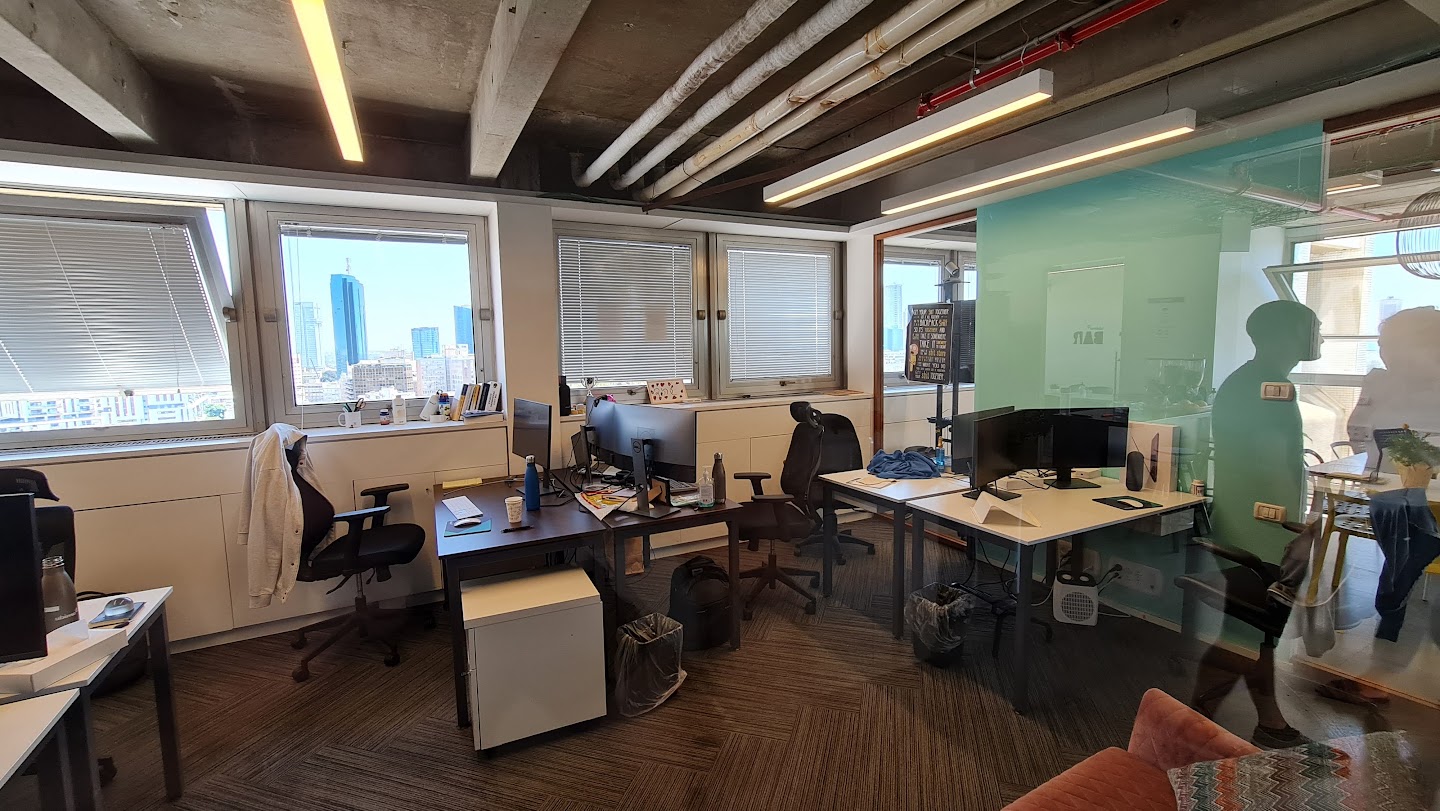 עוד חדר עבודה