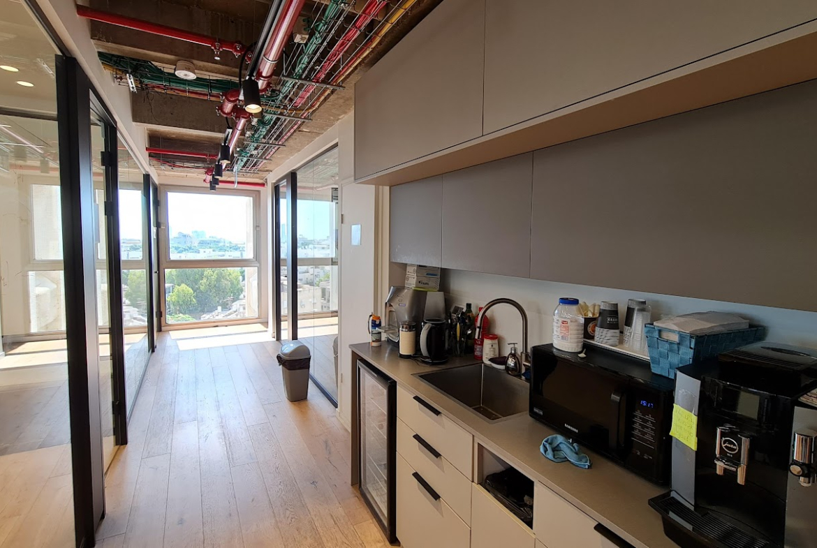 מטבחון ואזור לאונג'