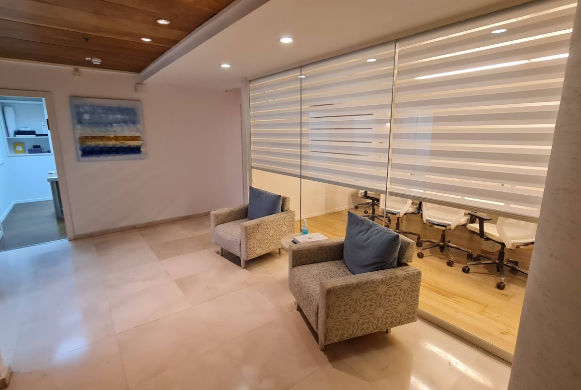 חלק ממשרד/ פינת המתנה