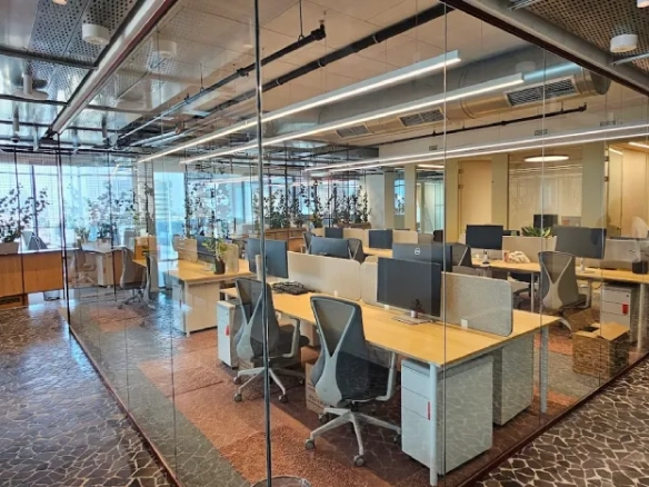 זווית נוספת של אופן ספייס