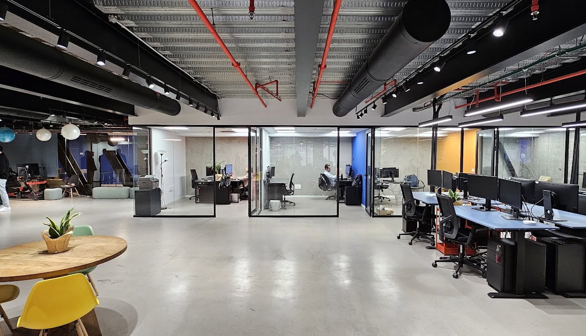 חדרי עבודה ואופן ספייס