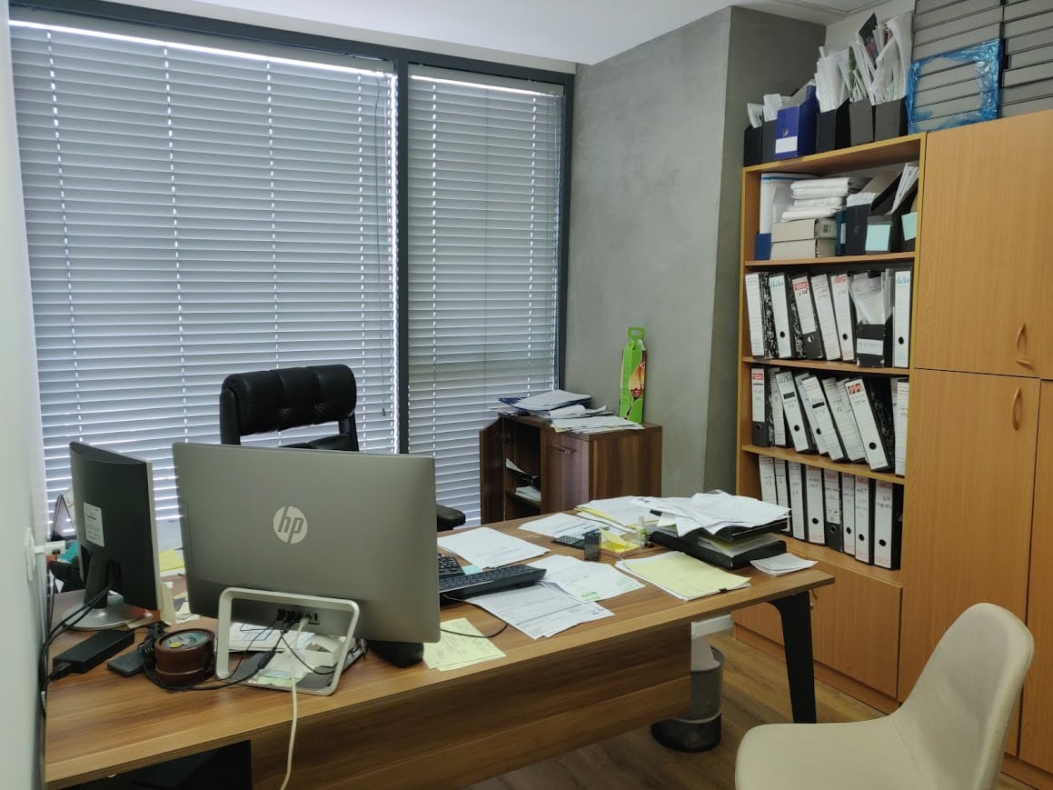 עוד חדר עבודה נוסף