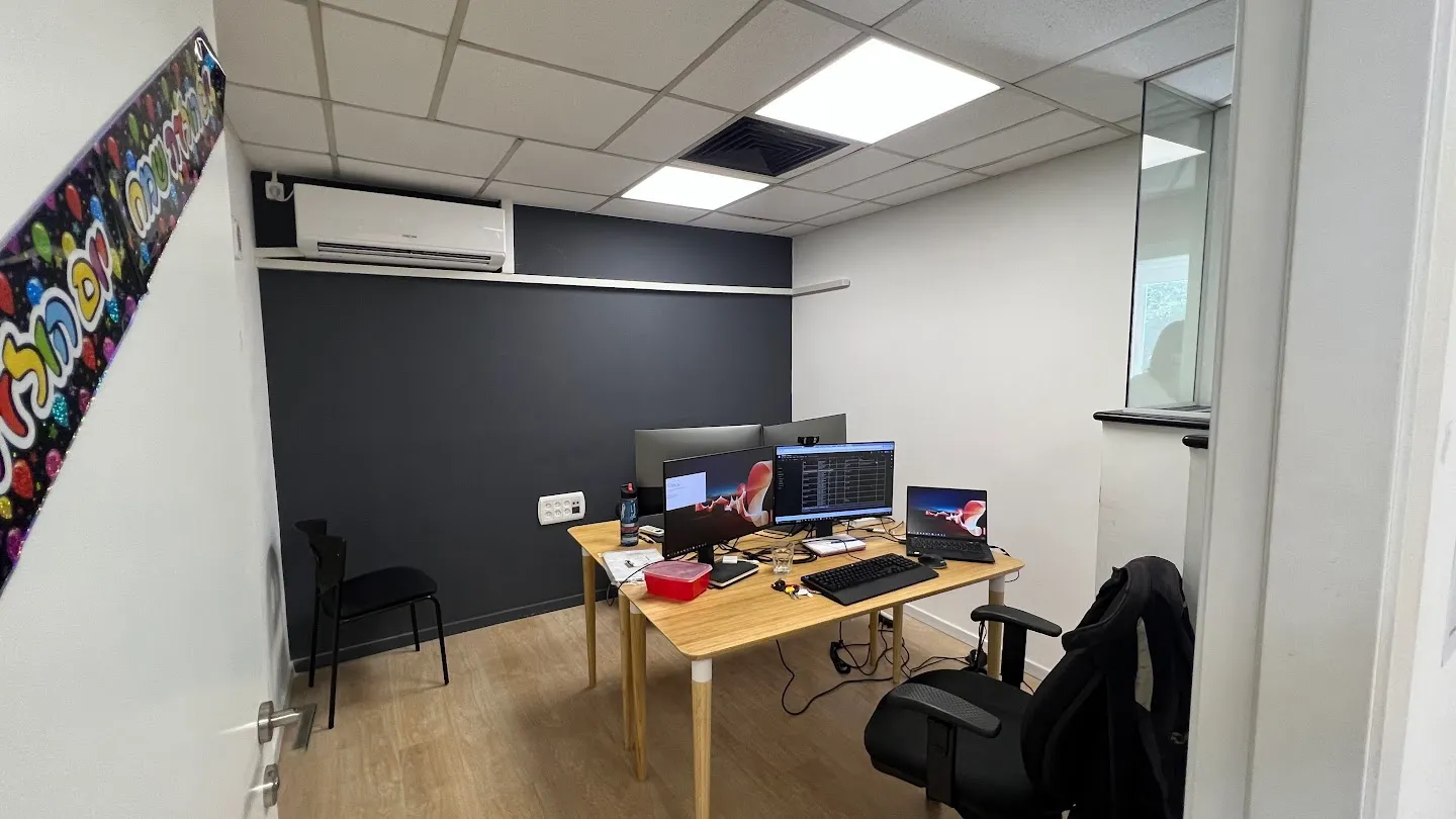 חדר עבודה חדר עבודה