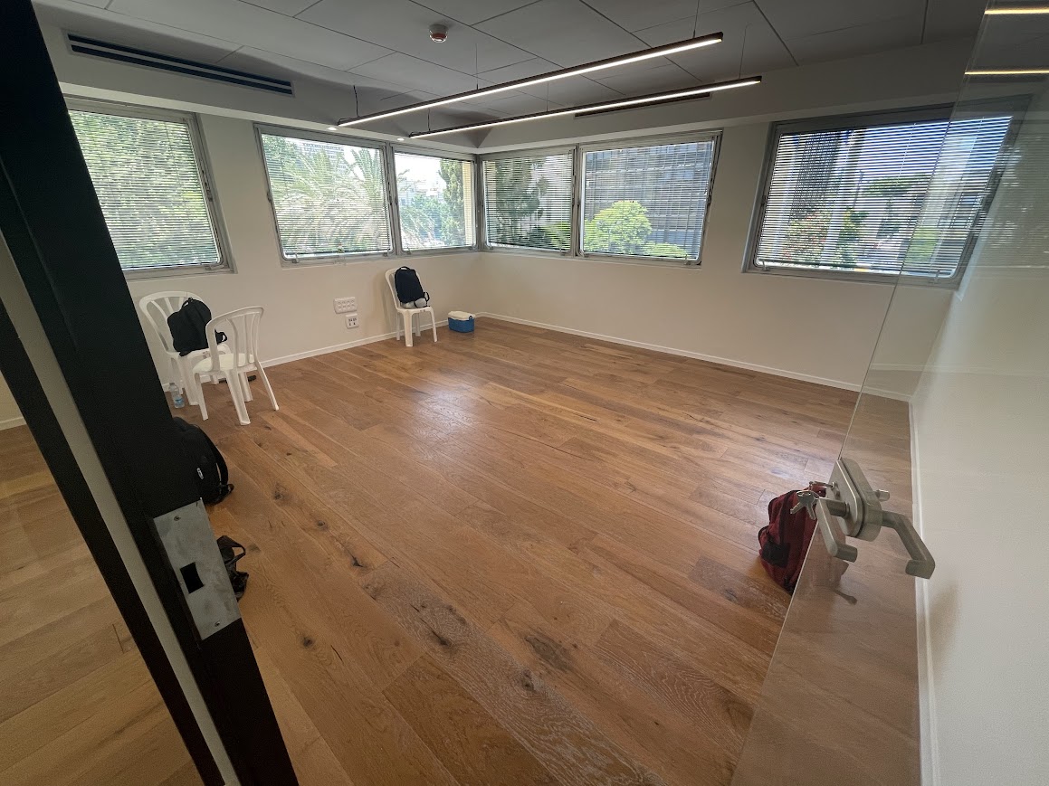 עוד חדר עבודה גדול