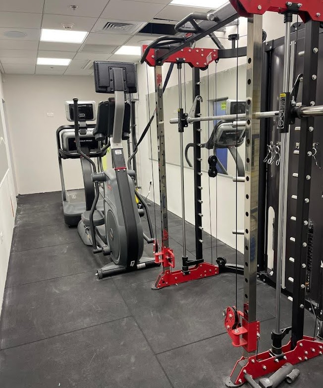 חדר כושר קטן במשרד