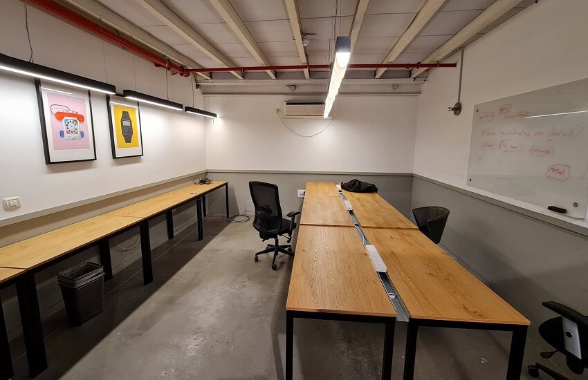 האנגר להשכרה בשכונת מונטיפיורי, מ 10 עדות ועד 650 מר