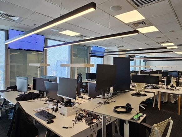 משרד להשכרה 765 מ"ר במגדל מבוקש באזור הבורסה