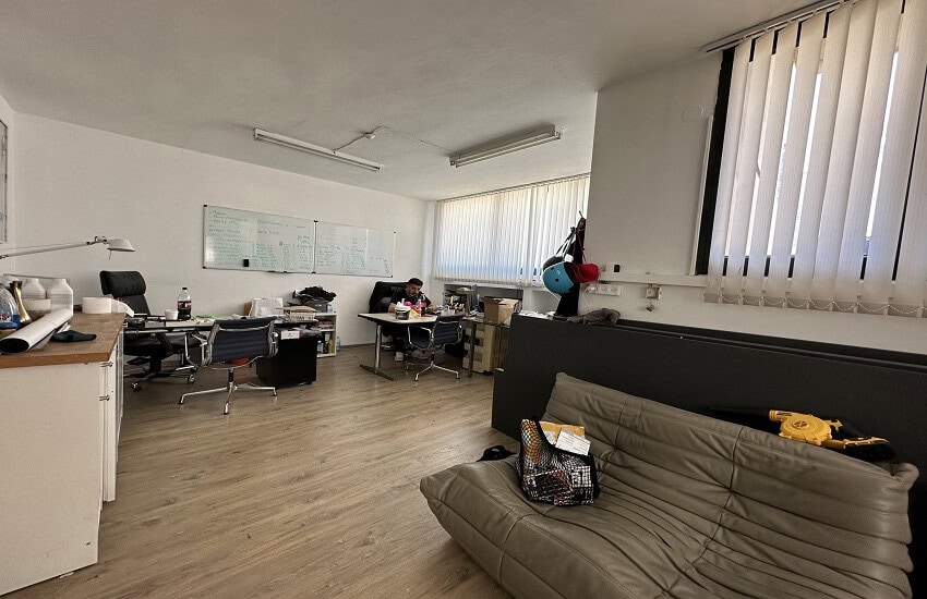 משרדים להשכרה בשכונת מונטיפיורי, 75 מר ברחוב גרשון שץ