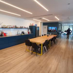 מטבחון עם פינת אוכל