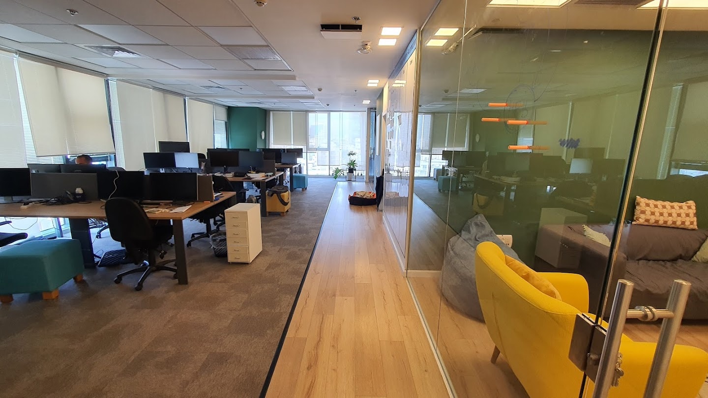 אופן ספייס וחדרי עבודה