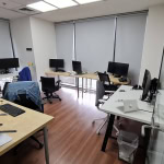 אחד מחדרי עבודה