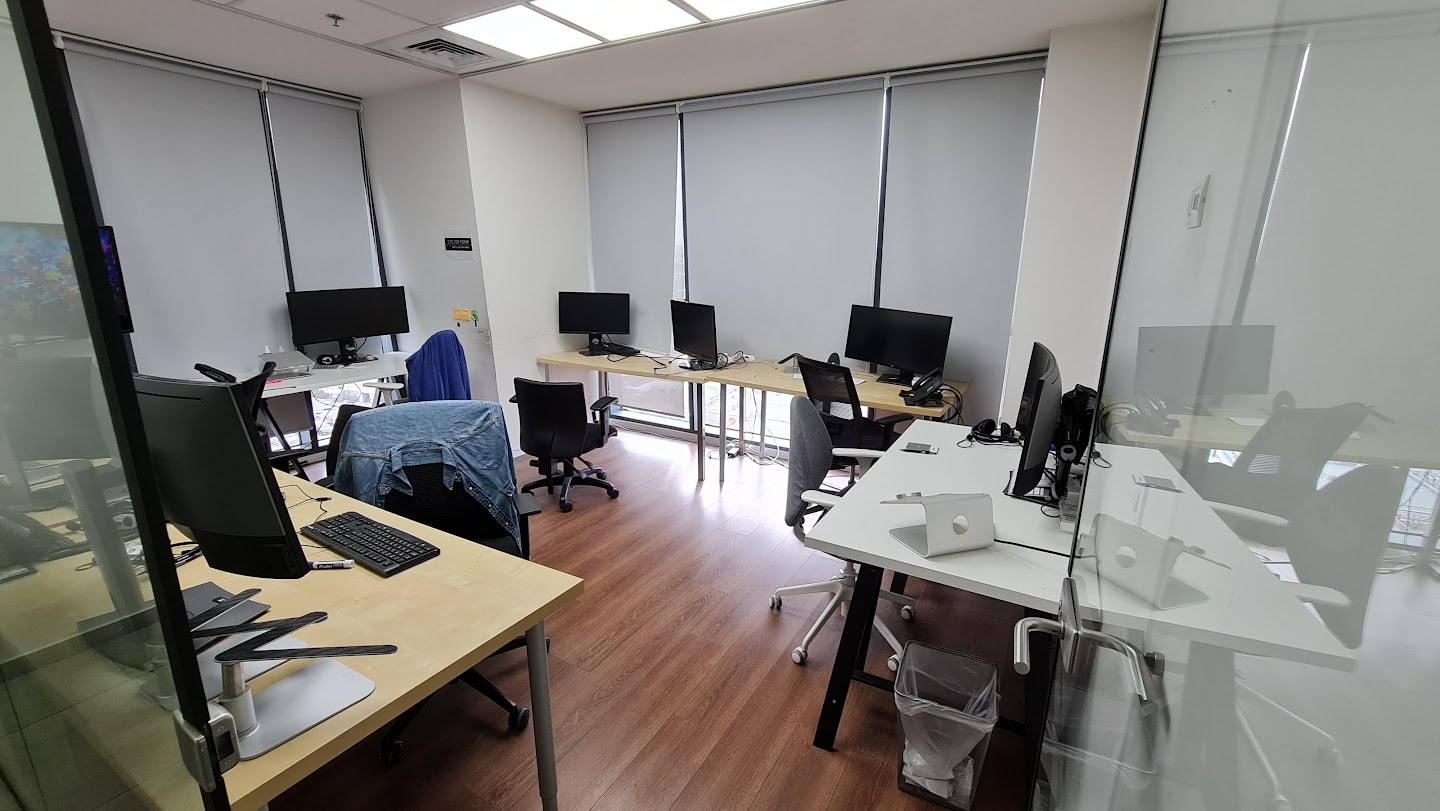 אחד מחדרי עבודה