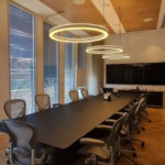 חדר ישיבות גדול