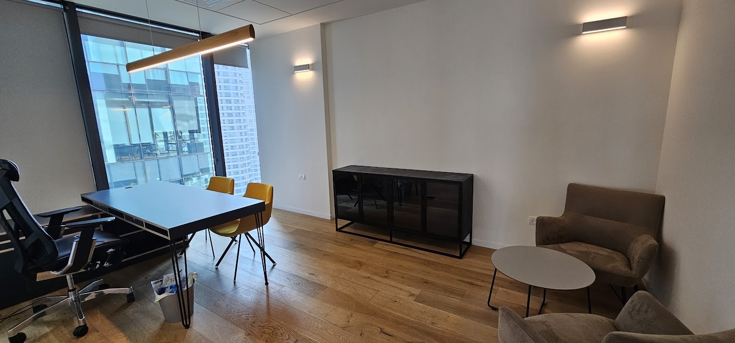 חדר עבודה נוסף