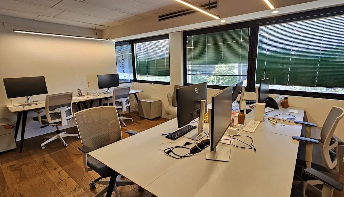 חדר צוות גדול