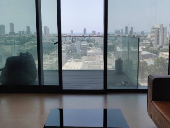 יציאה למרפסת פרטית