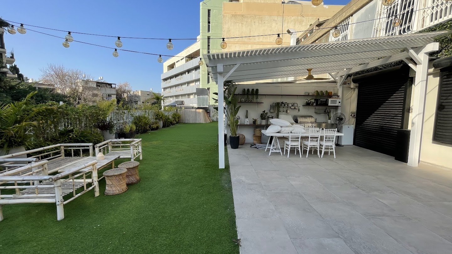 מרפסת פרטית מגניבה!